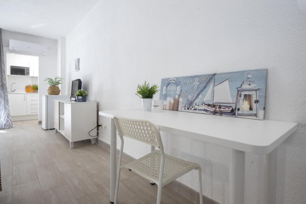 Bonito estudio renovado Salou Exterior foto
